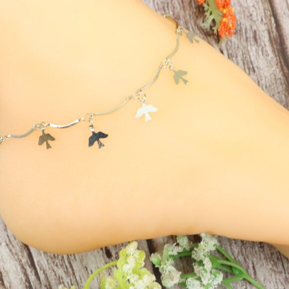 "Dainty Anklet for Women – Elegant Everyday Jewelry & Perfect Gift | MLCRC1928 - Picture 4 of 10